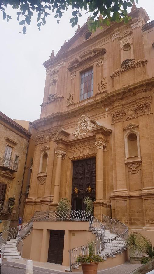 Il Museo Di Teresa Piazza Del Teatro Centrale Agrigento Buitenkant foto
